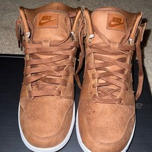Nike Dunks High
